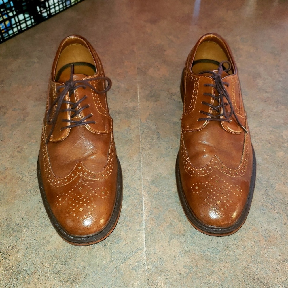 Mens dress shoes